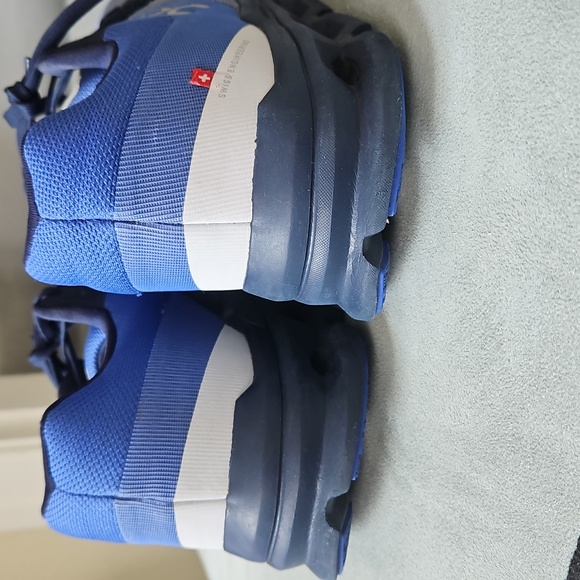 On Running - Men's Cloudrunner Size 11 - Picture 3 of 11